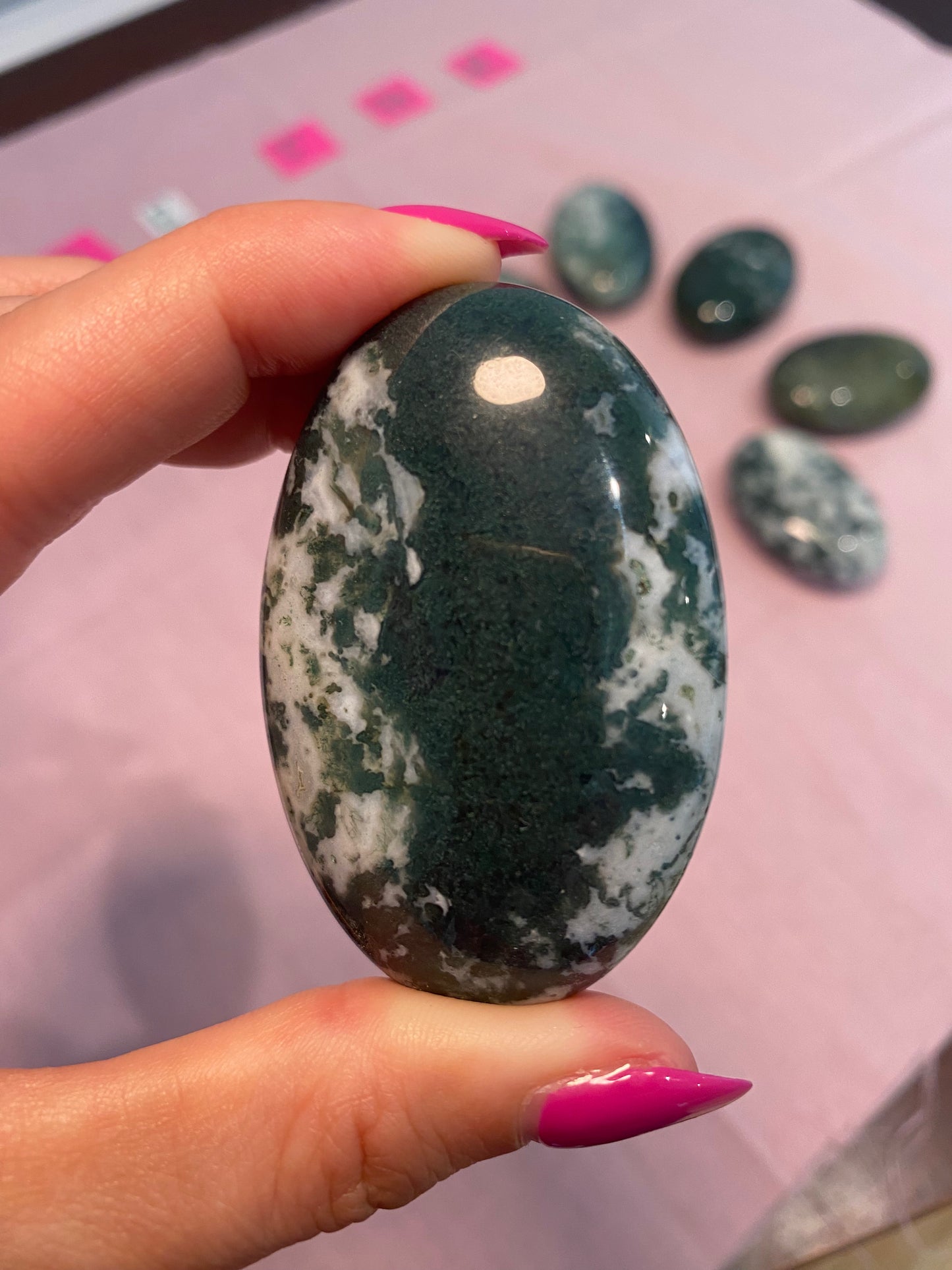 Moss Agate Palm Stone