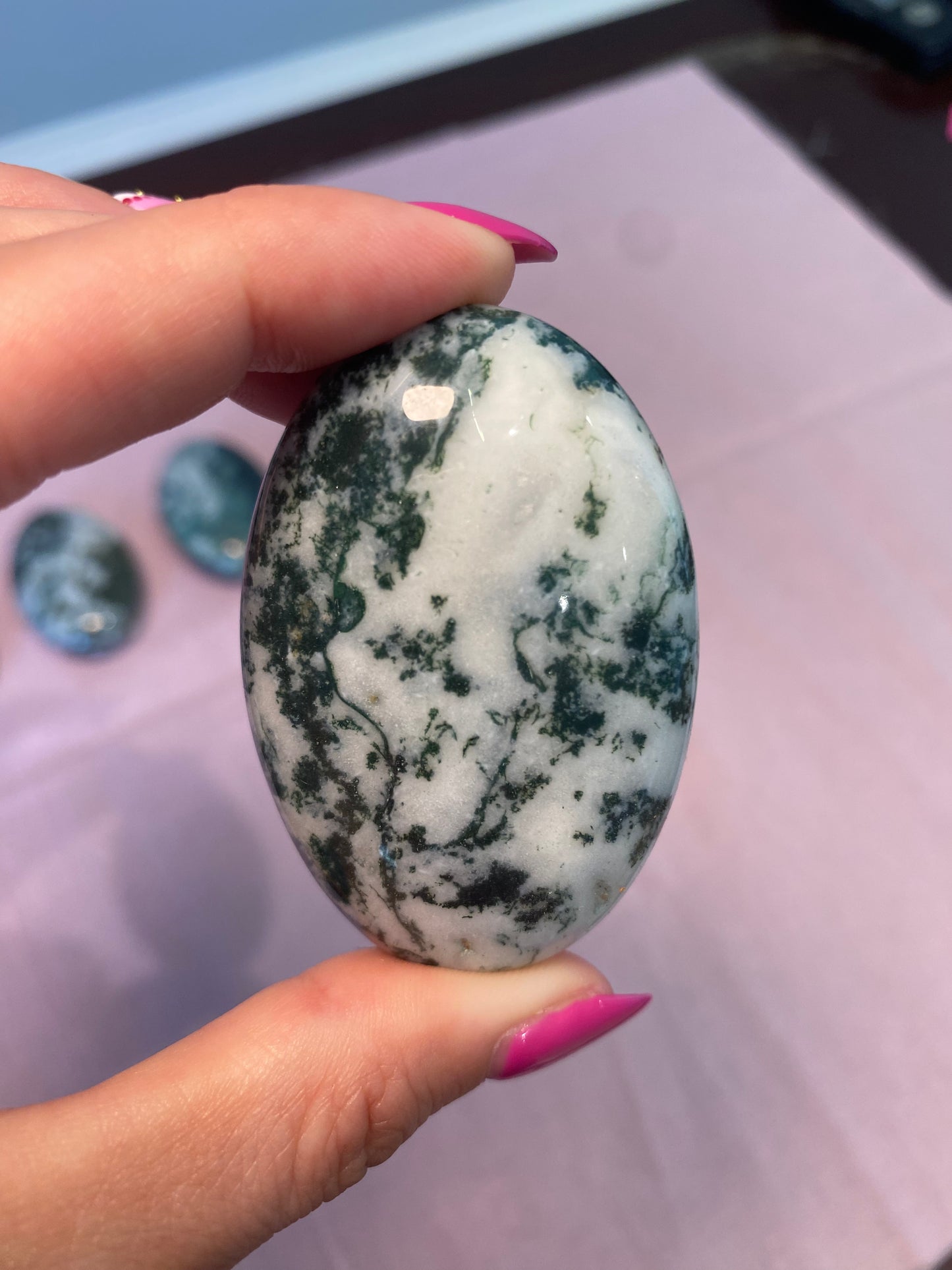 Moss Agate Palm Stone