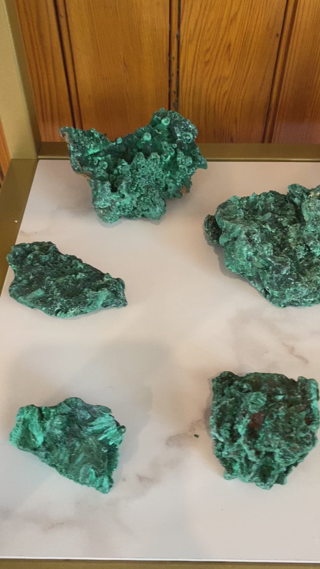Load and play video in Gallery viewer, Velvet Fibrous Malachite Raw