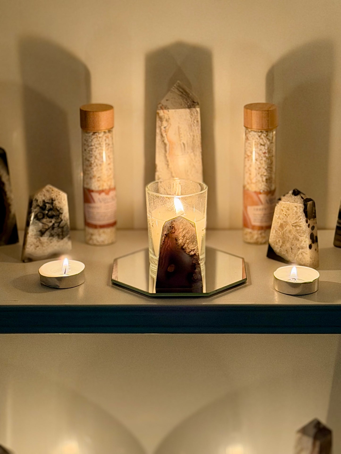 Mexican White Lace Agate Obelisk Tower