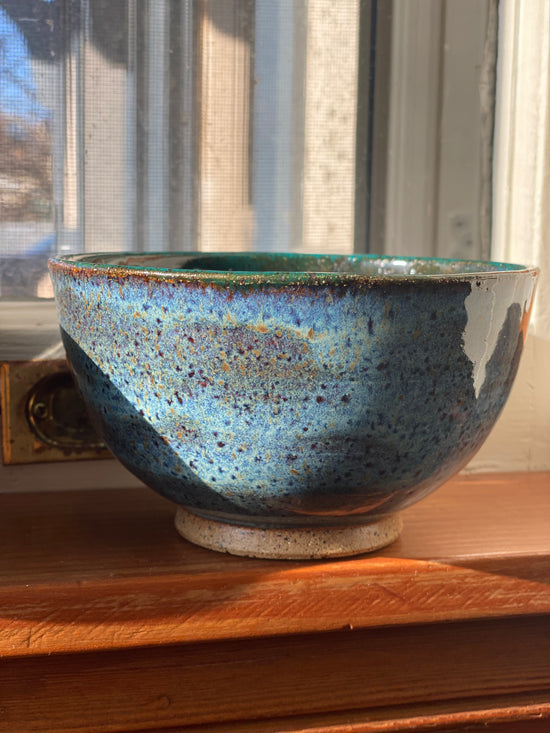 Load image into Gallery viewer, Nesting Bowls by Smulow Pottery
