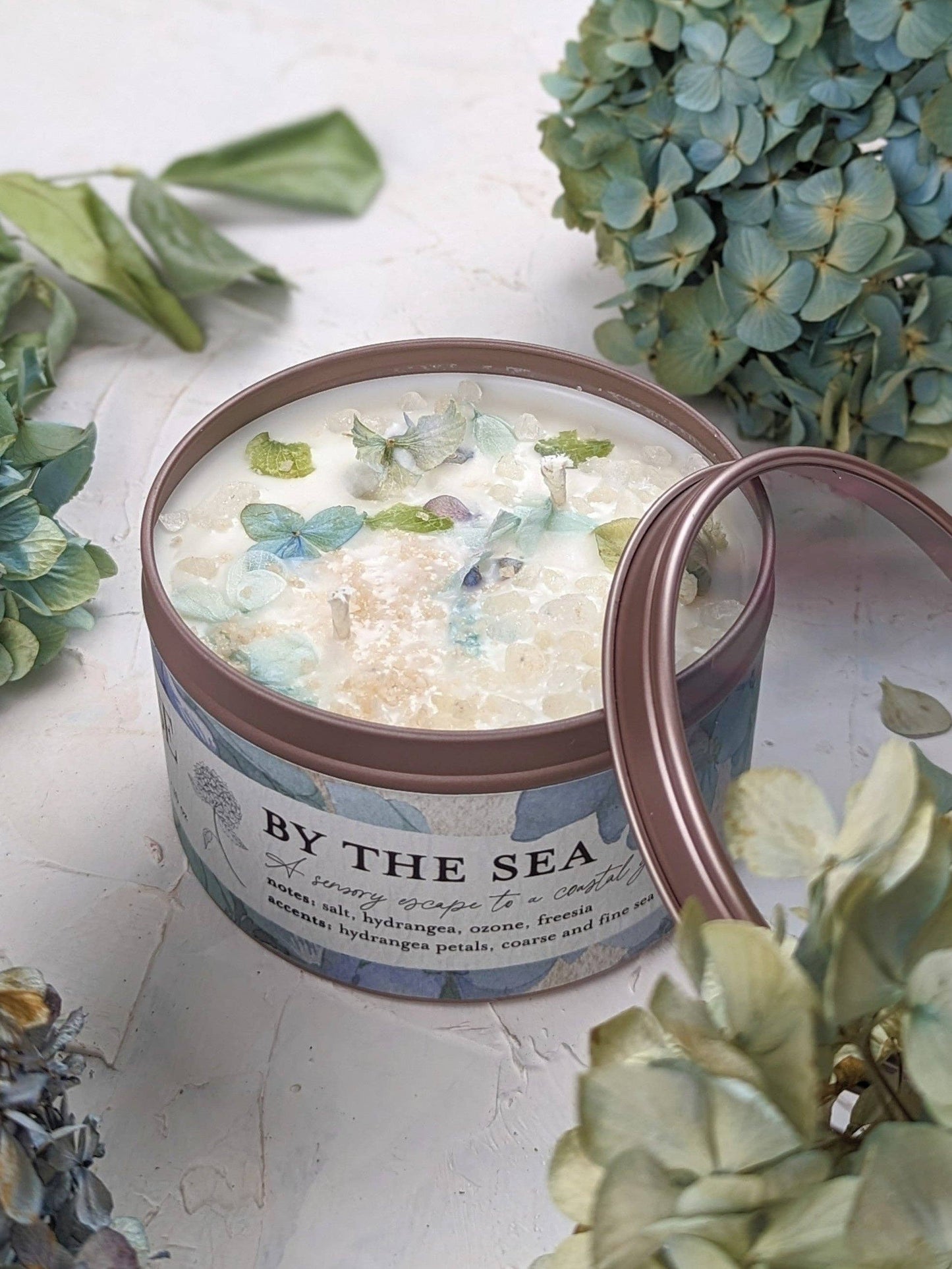 By the Sea - Hydrangea and Sea Salt Candle: 4 oz