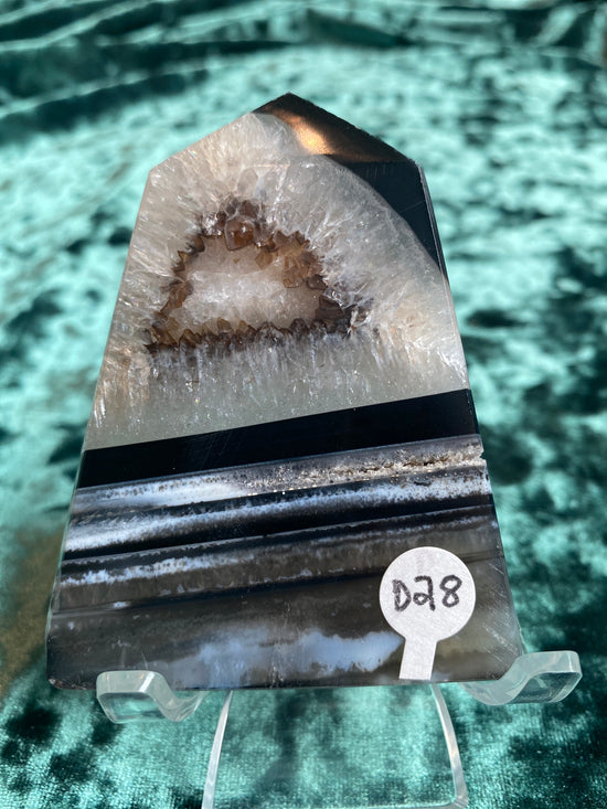 Black Onyx Obelisk