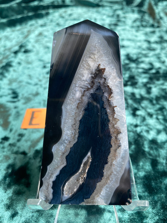 Black Onyx Obelisk