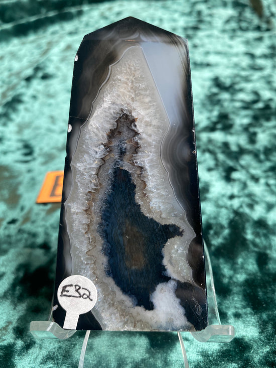 Black Onyx Obelisk