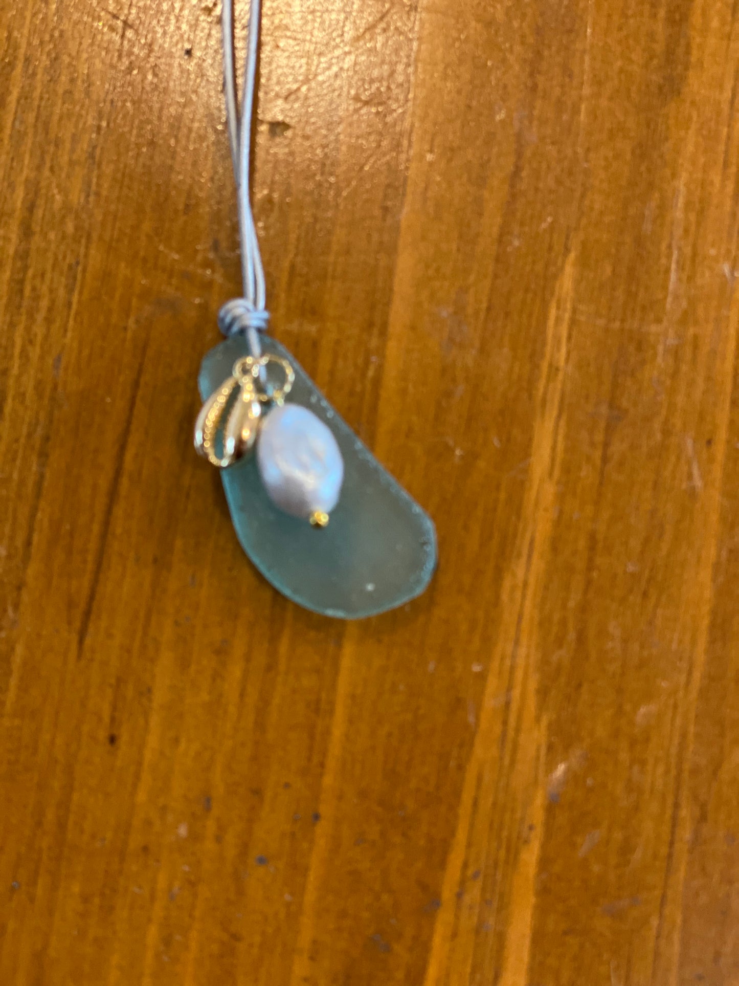 Load image into Gallery viewer, Seaglass &amp;amp; Pearl Necklace
