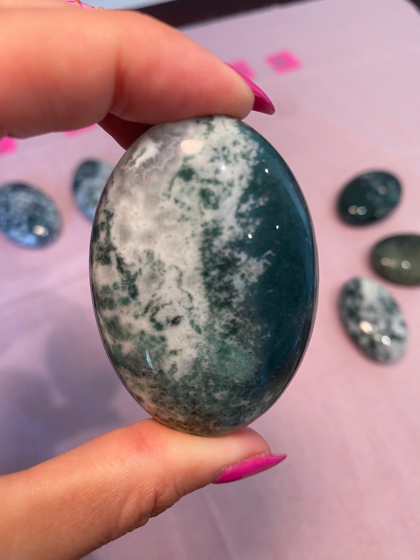 Moss Agate Palm Stone
