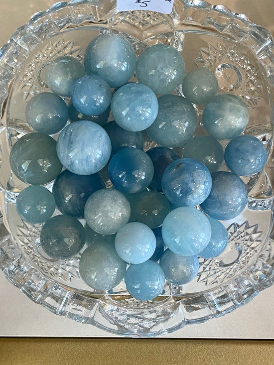 Natural Aquamarine Spheres
