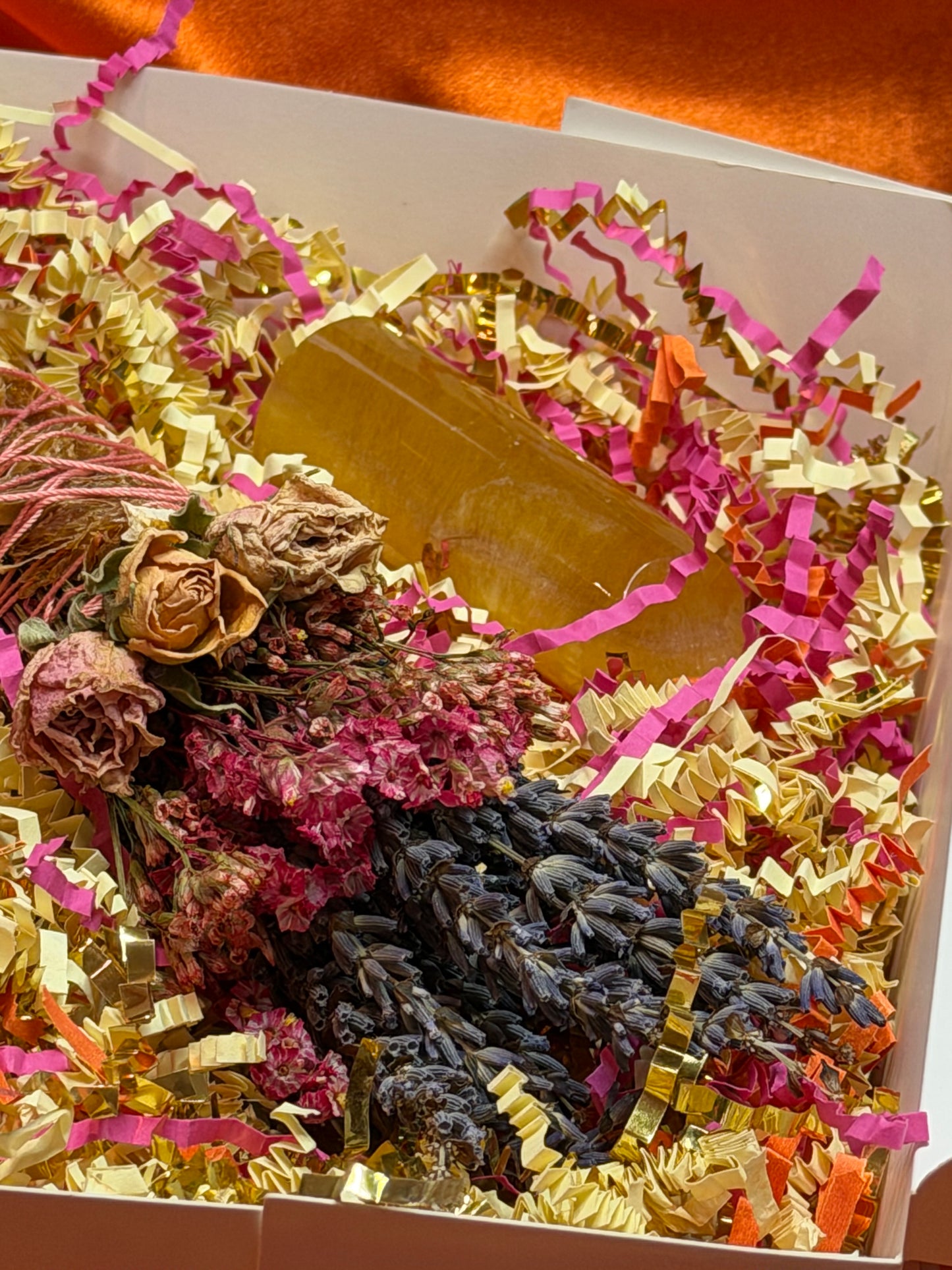 Grapefruit, Lavender & Rose Smudge Stick – Citrus Energy Clearing Bundle