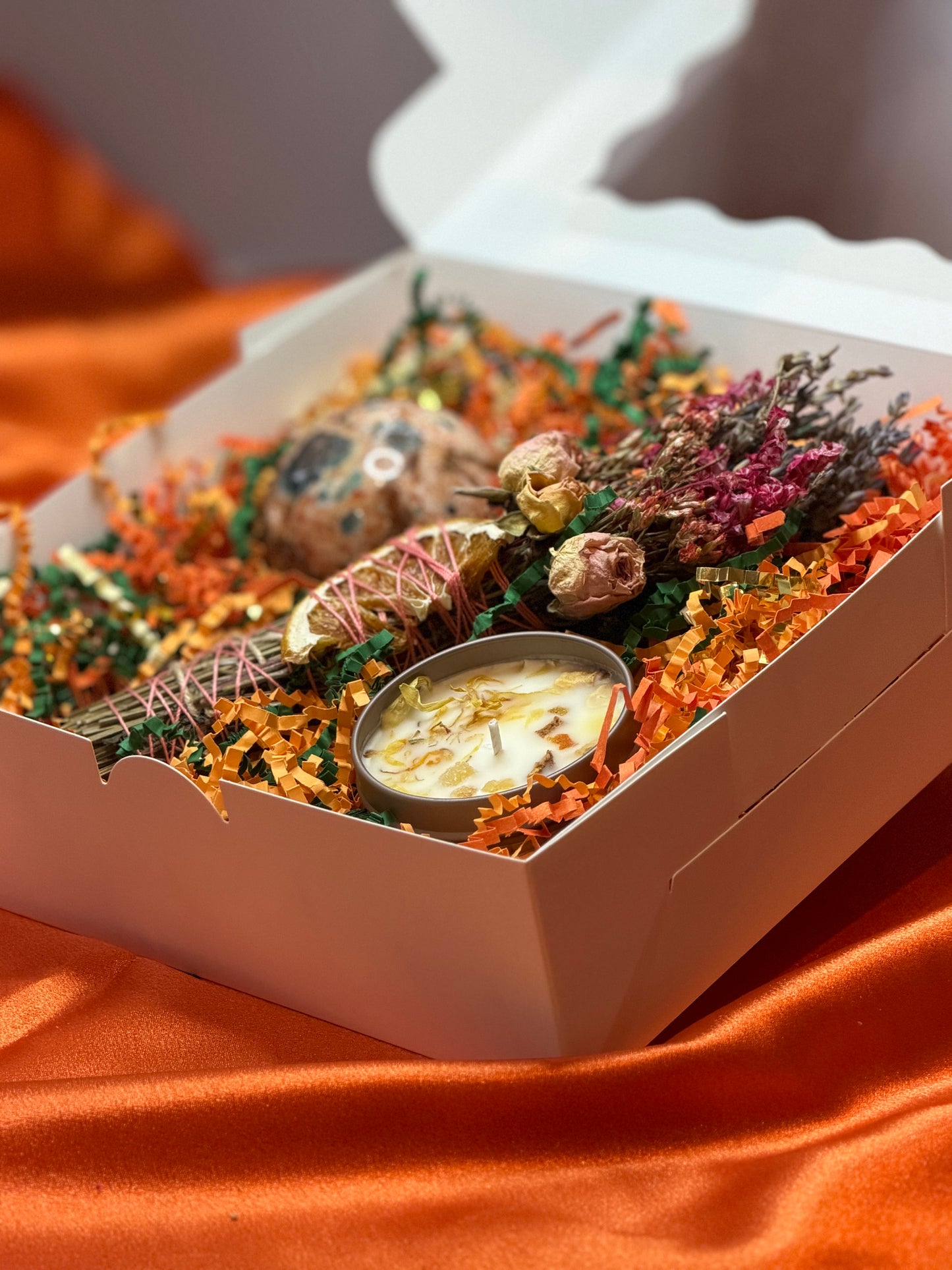 Grapefruit, Lavender & Rose Smudge Stick – Citrus Energy Clearing Bundle