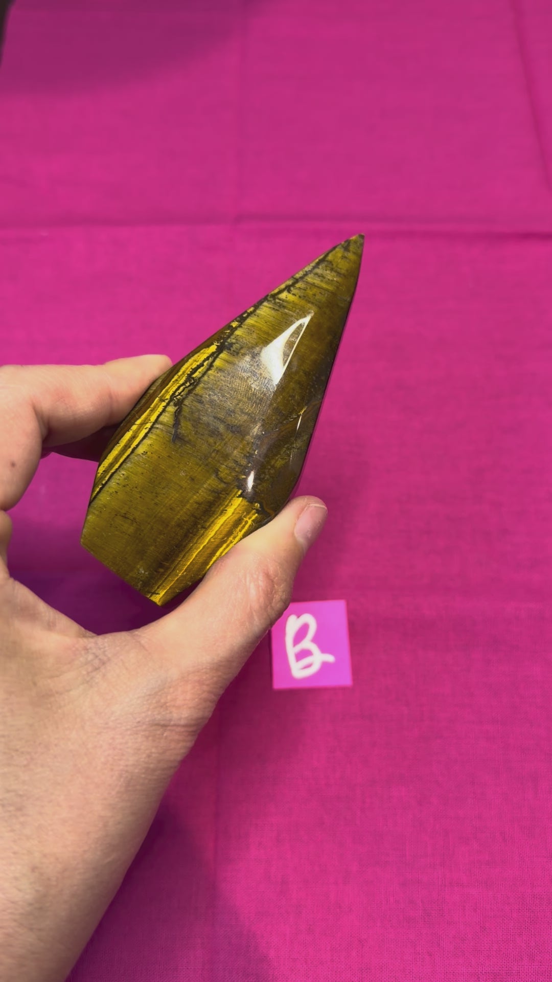 Load and play video in Gallery viewer, Tiger Eye Freeform
